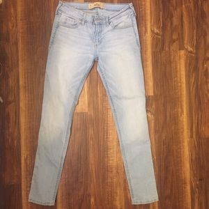NWOT Hollister Super Skinny Light Jeans